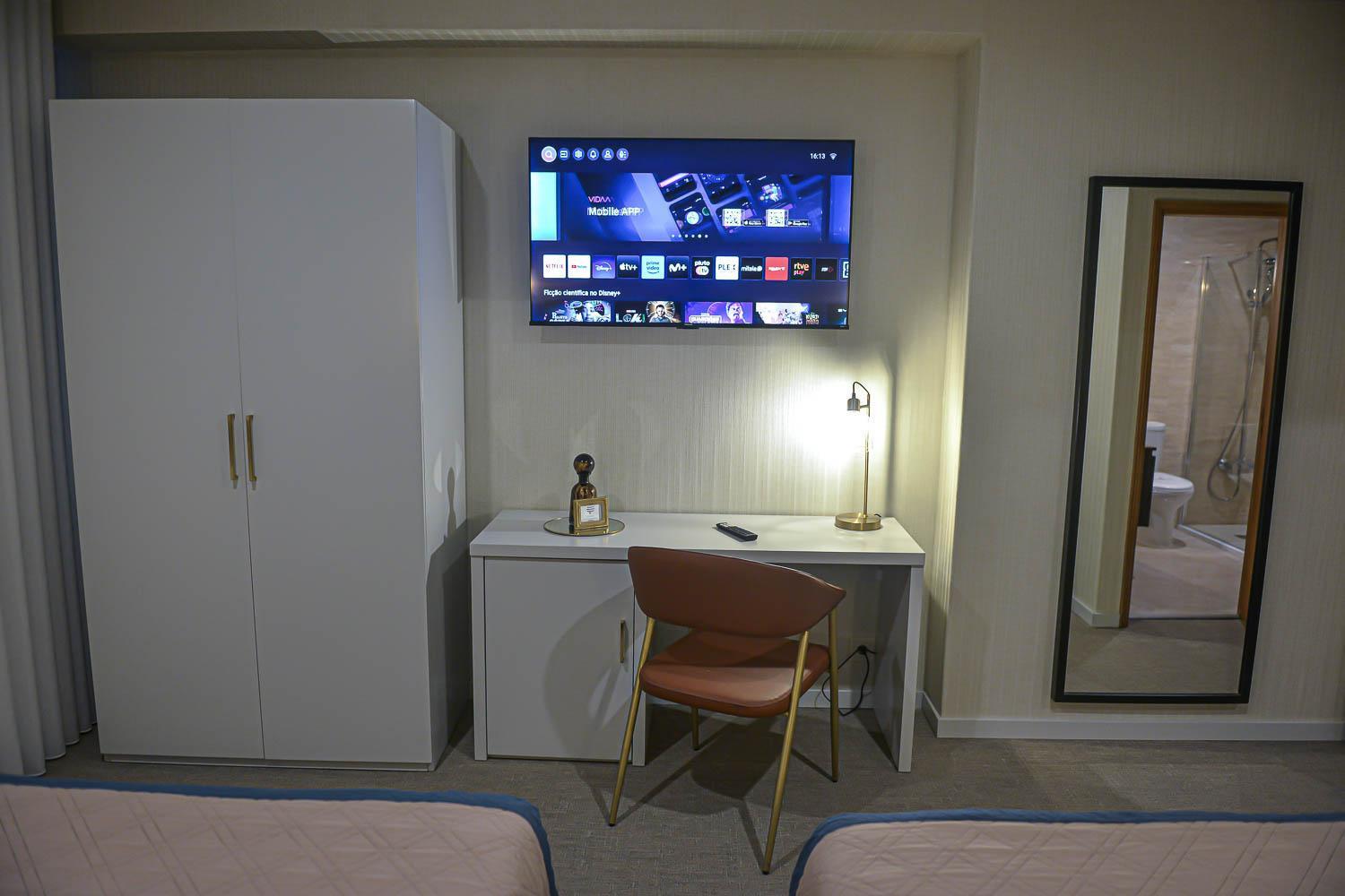 America Hotel 3*