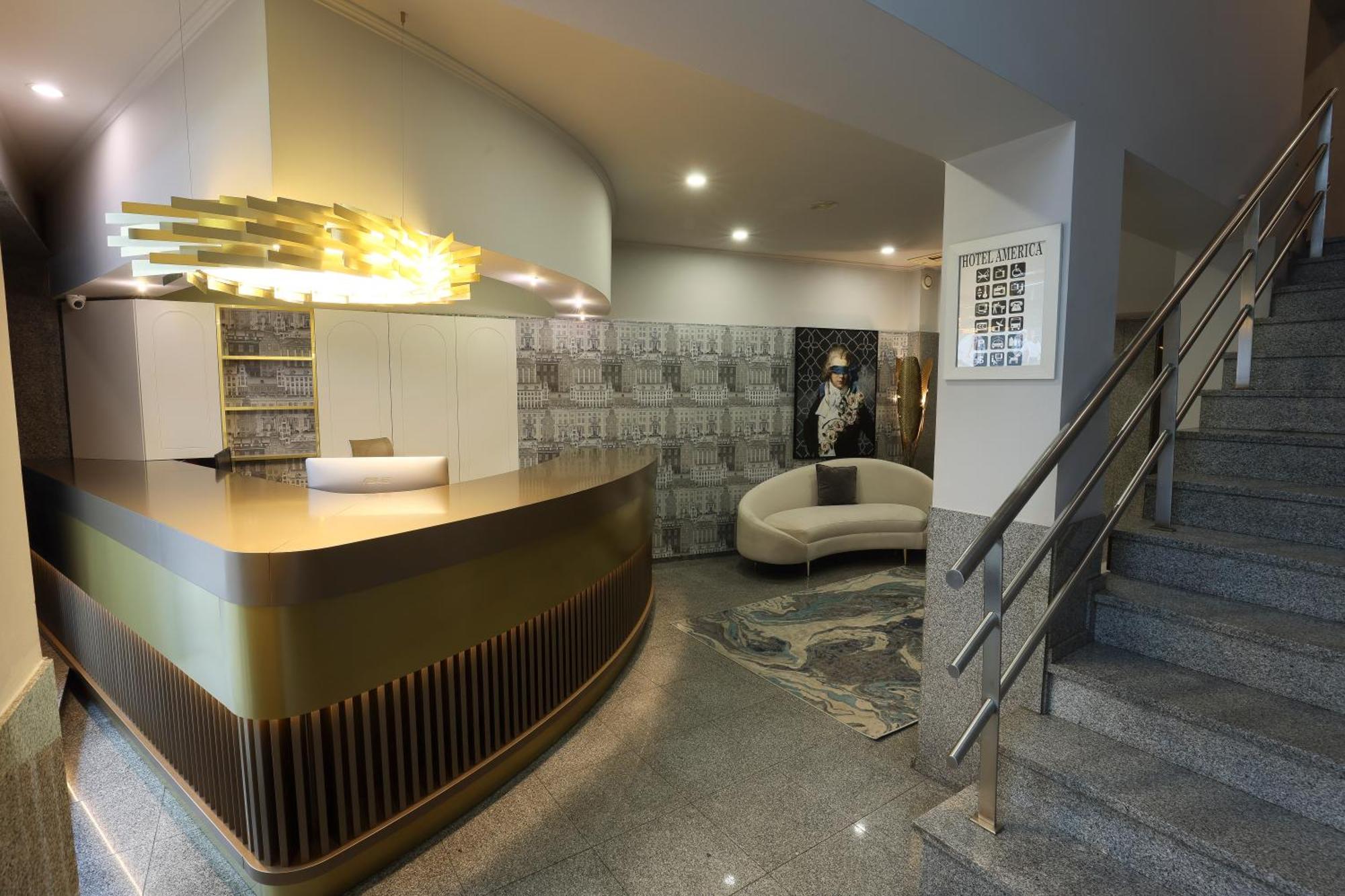 America Hotel 3*
