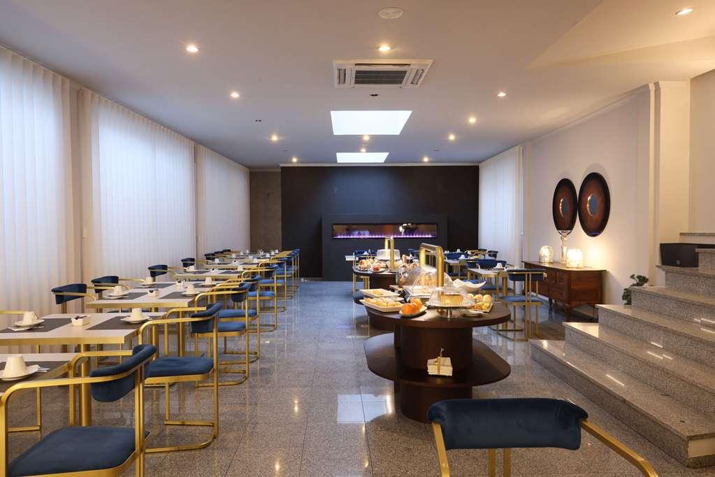 America Hotel 3*